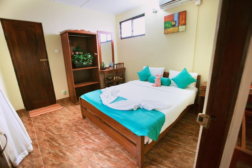 Yes Paradise Kandy Room photo