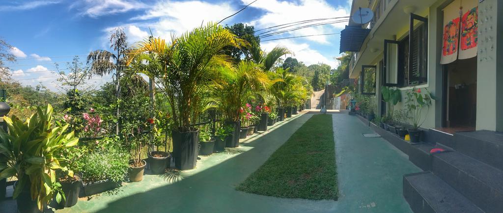Yes Paradise Kandy Exterior photo